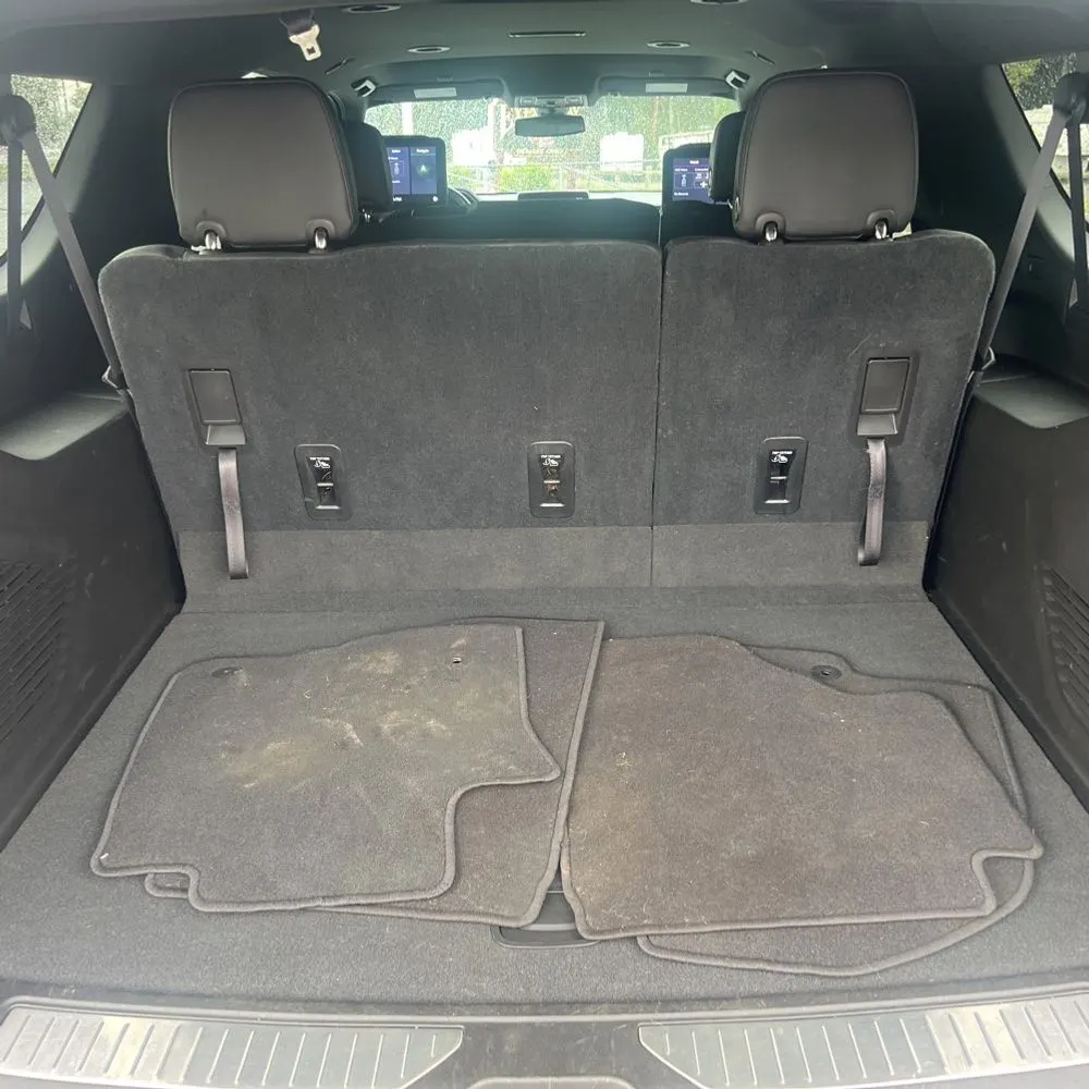 2021 Chevrolet Suburban RST