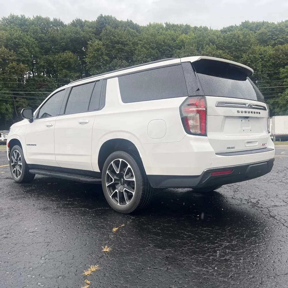 2021 Chevrolet Suburban RST