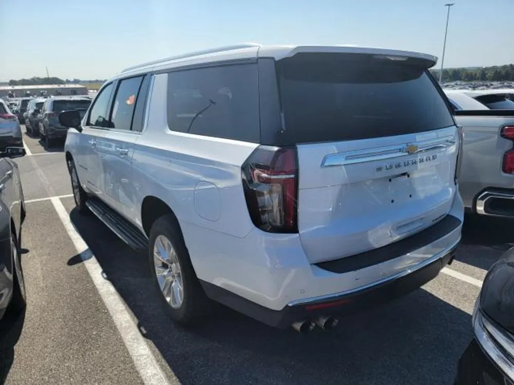 2023 Chevrolet Suburban Premier