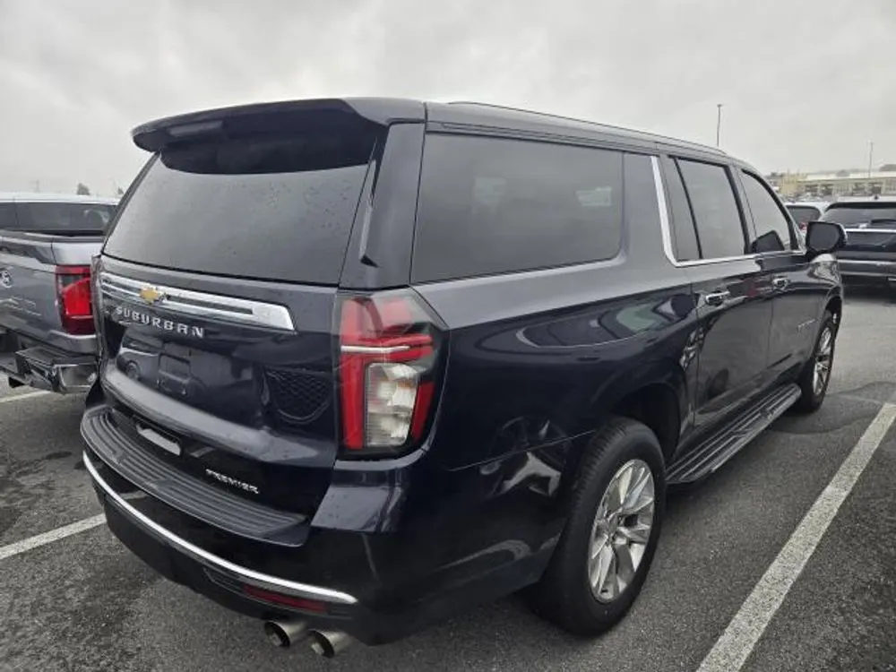 2023 Chevrolet Suburban Premier
