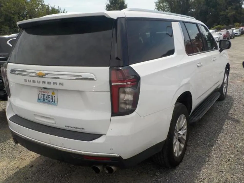2023 Chevrolet Suburban Premier