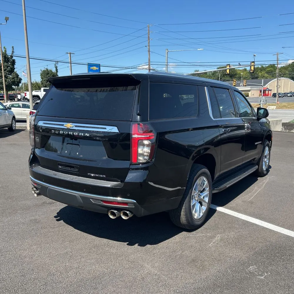 2024 Chevrolet Suburban Premier