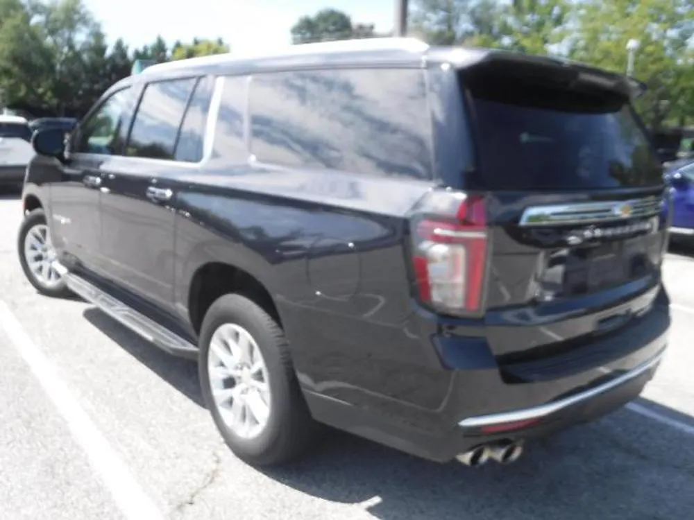 2023 Chevrolet Suburban Premier