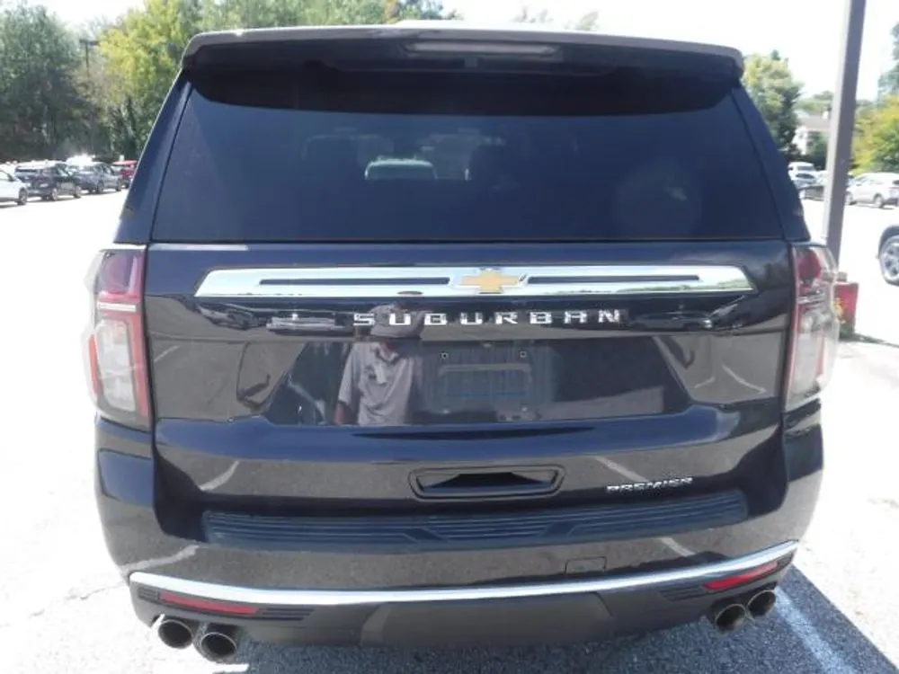2023 Chevrolet Suburban Premier