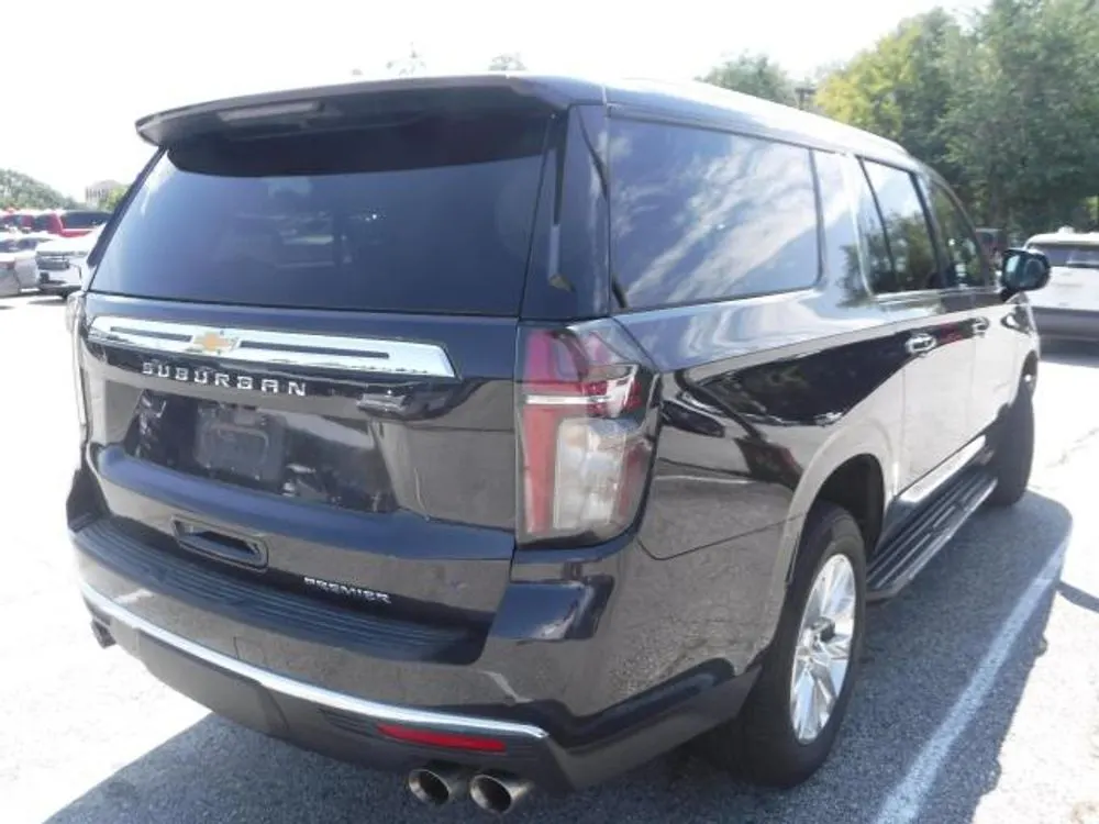 2023 Chevrolet Suburban Premier