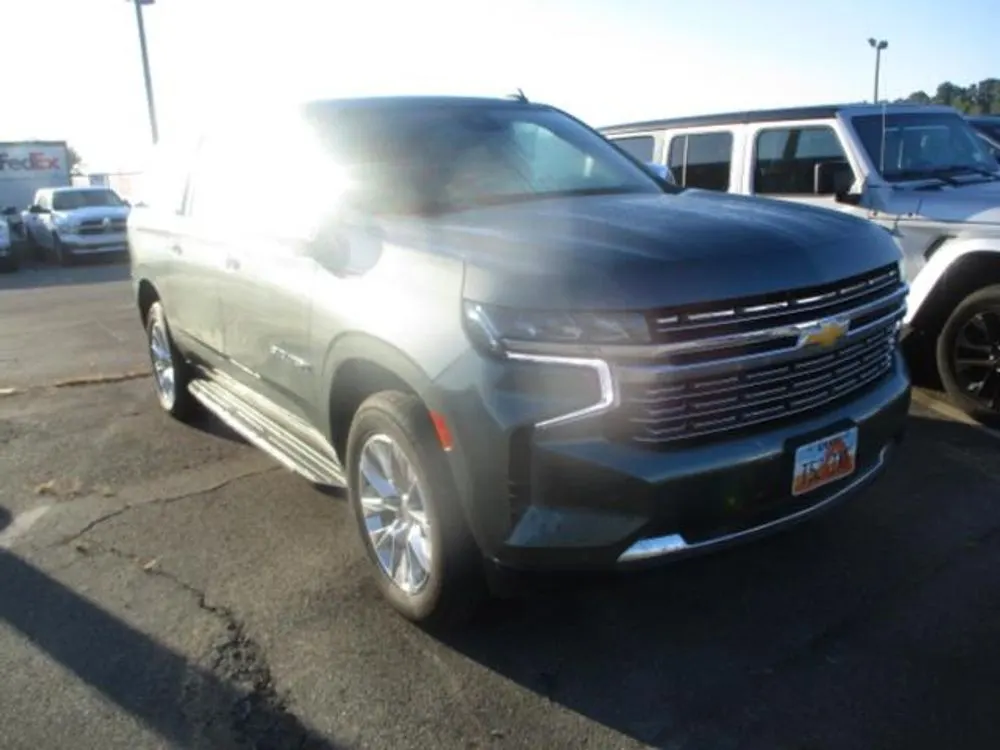 2023 Chevrolet Suburban Premier