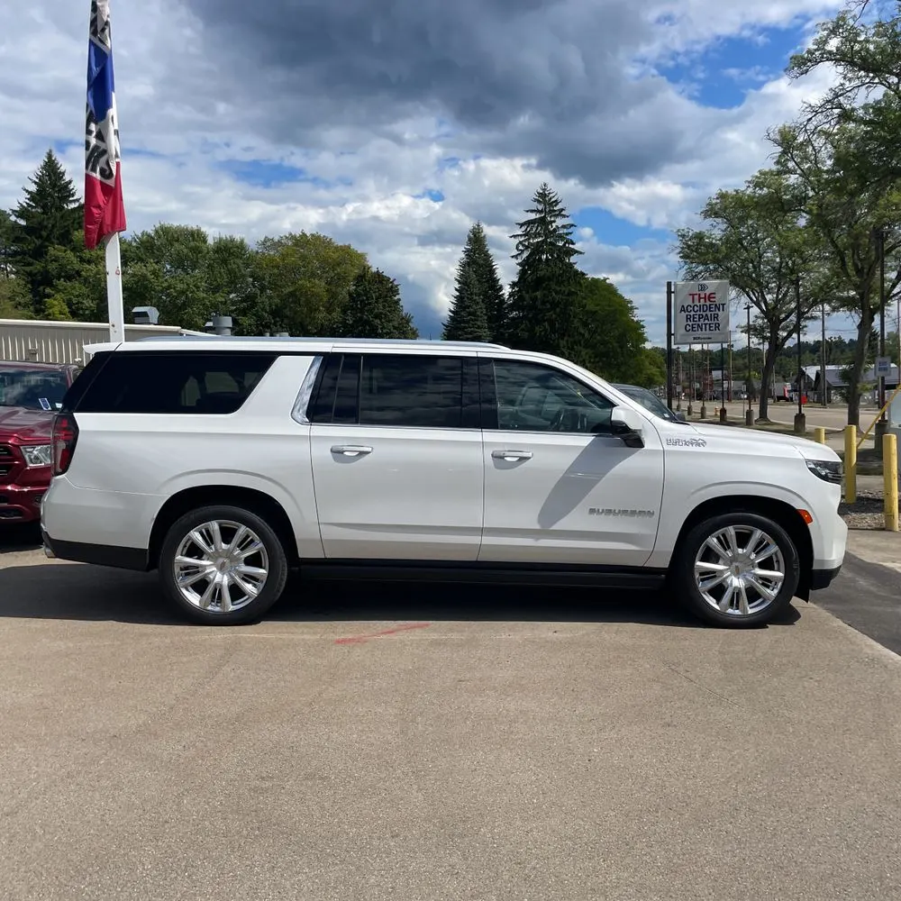 2021 Chevrolet Suburban High Country