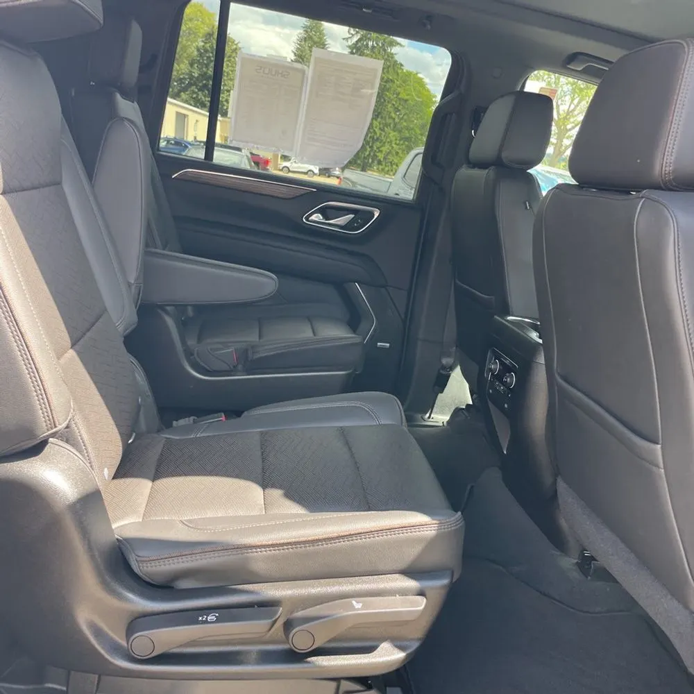 2021 Chevrolet Suburban High Country