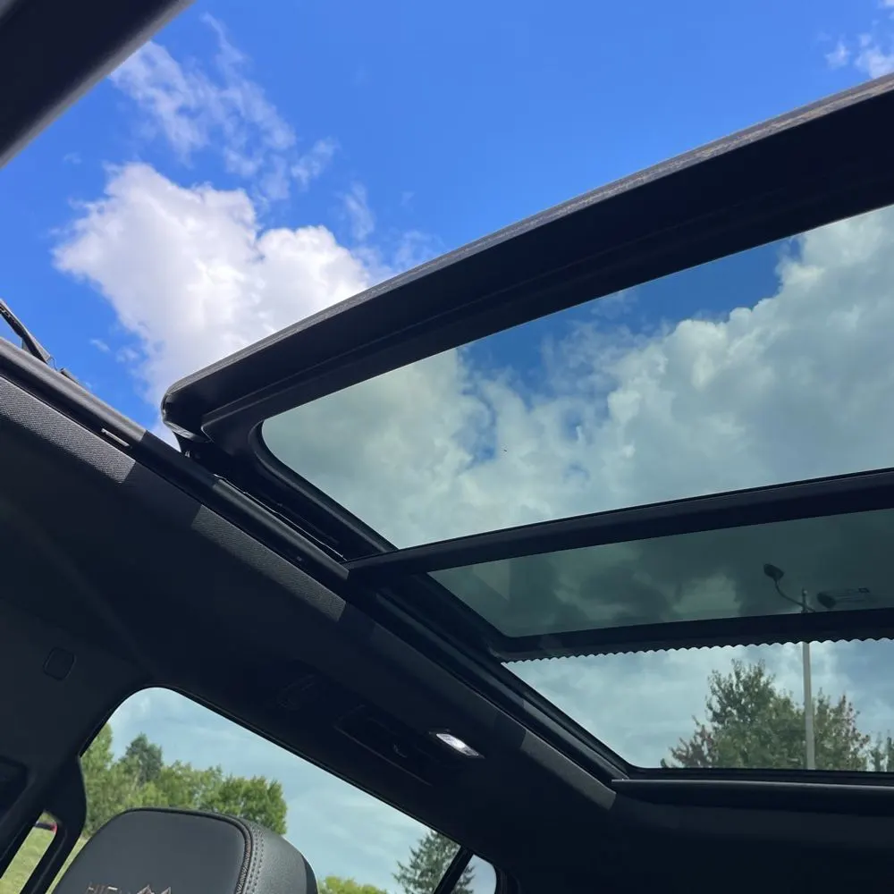 2021 Chevrolet Suburban High Country