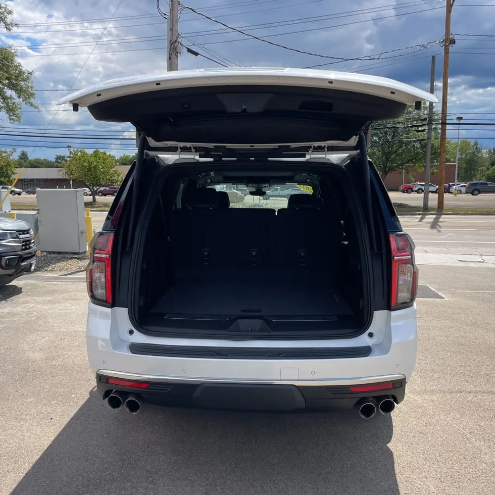 2021 Chevrolet Suburban High Country