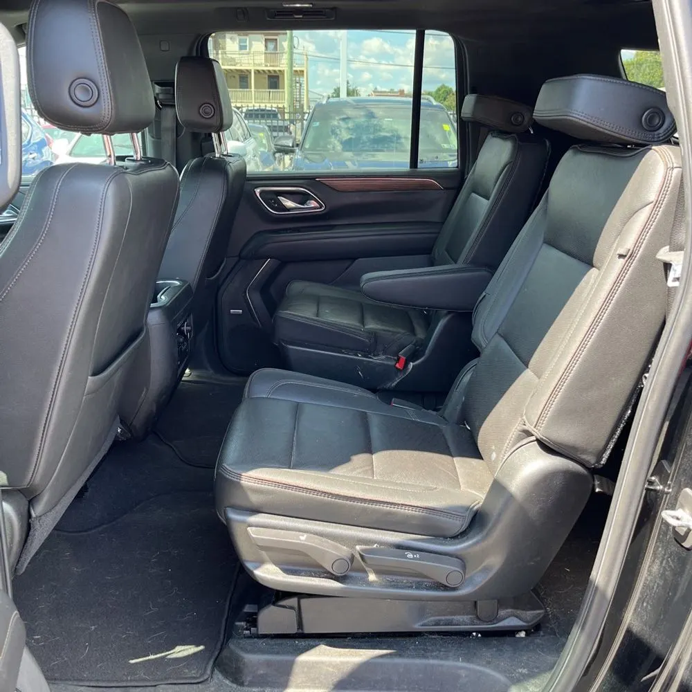 2021 Chevrolet Suburban High Country