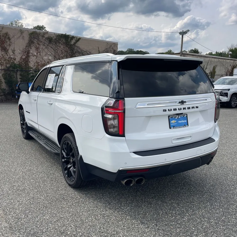2022 Chevrolet Suburban High Country