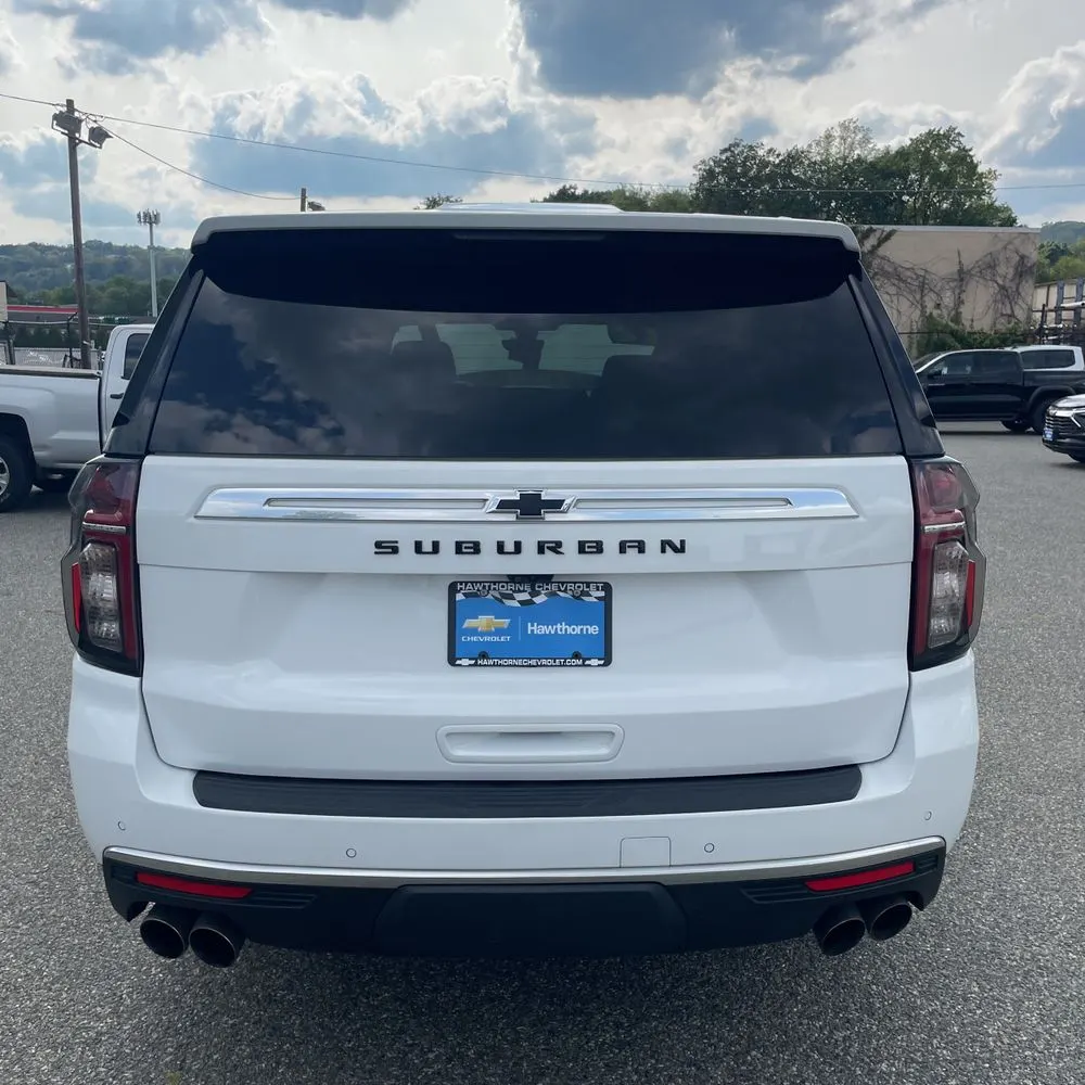 2022 Chevrolet Suburban High Country