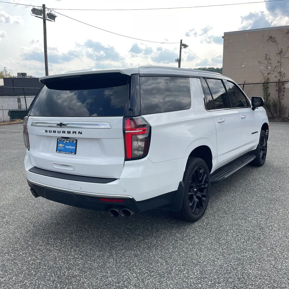 2022 Chevrolet Suburban High Country