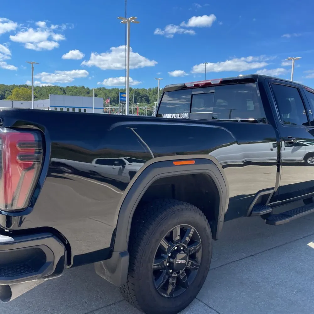 2024 GMC Sierra 2500 AT4