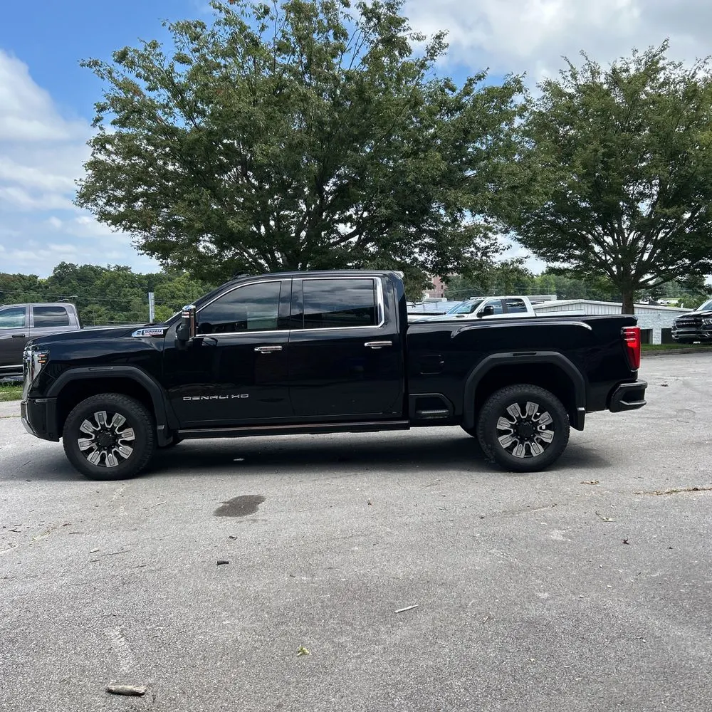 2024 GMC Sierra 2500 Denali