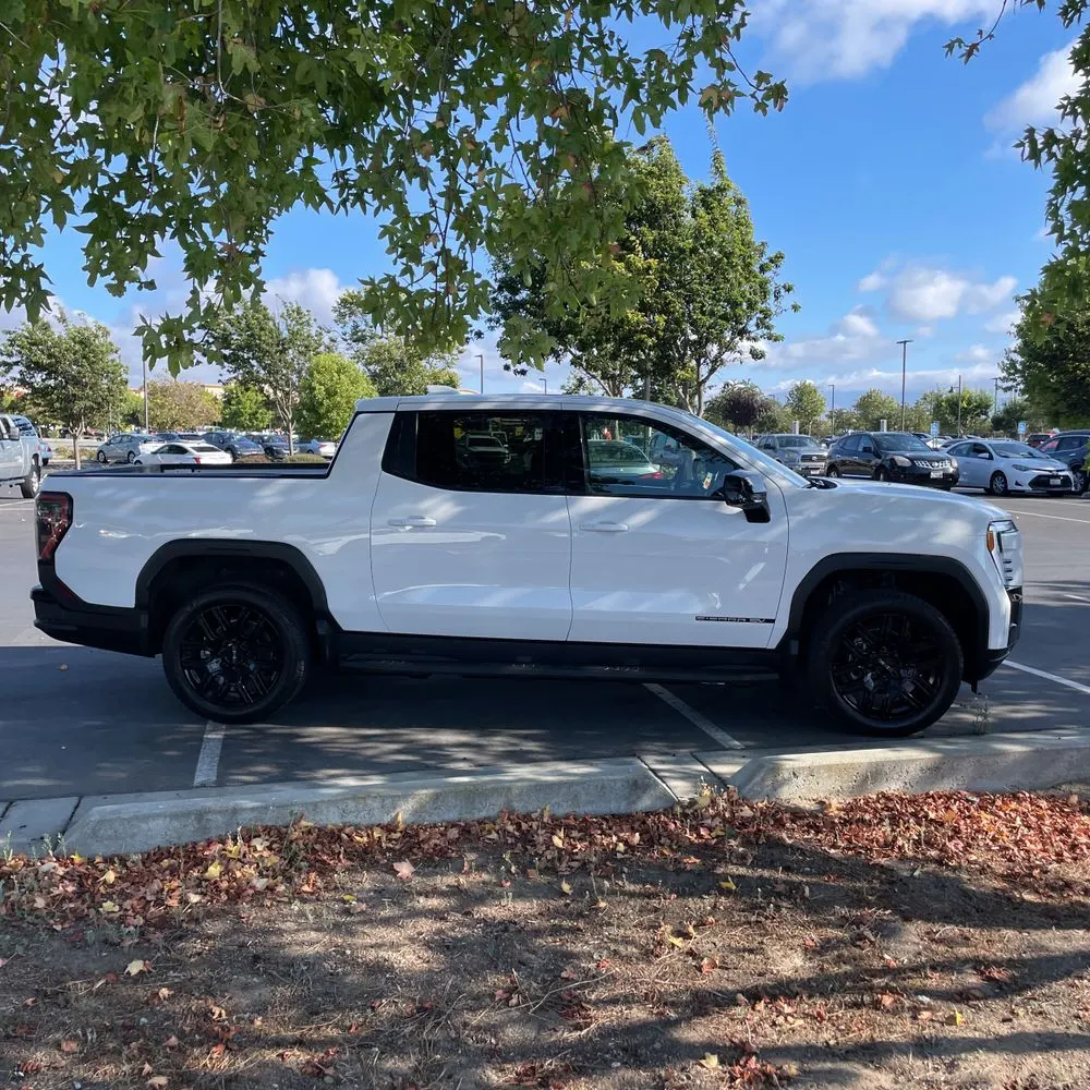 2026 GMC Sierra EV Elevation Ext Range