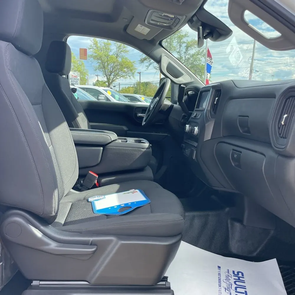 2024 GMC Sierra 2500HD Pro