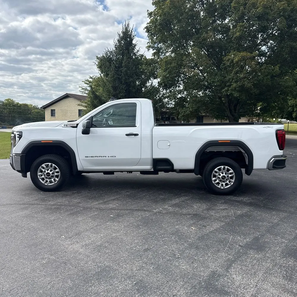 2024 GMC Sierra 2500HD Pro