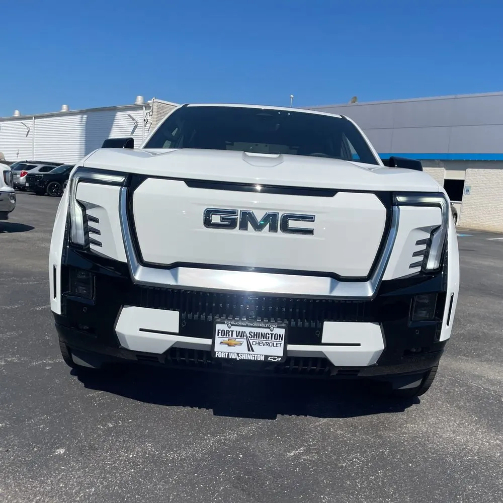 2025 GMC Sierra EV Denali
