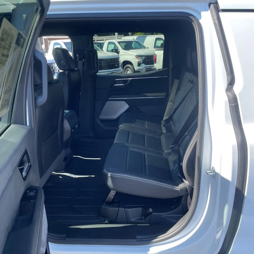 2025 GMC Sierra EV Denali