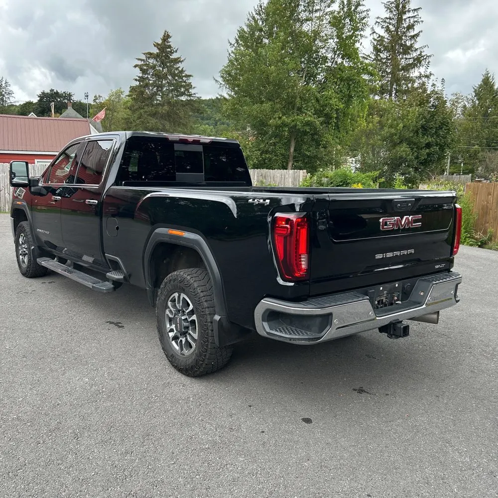2023 GMC Sierra 2500HD SLT