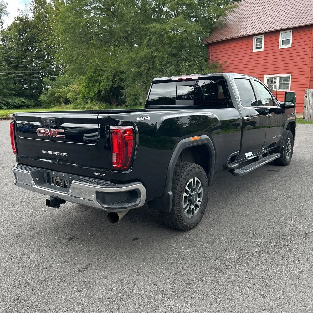 2023 GMC Sierra 2500HD SLT