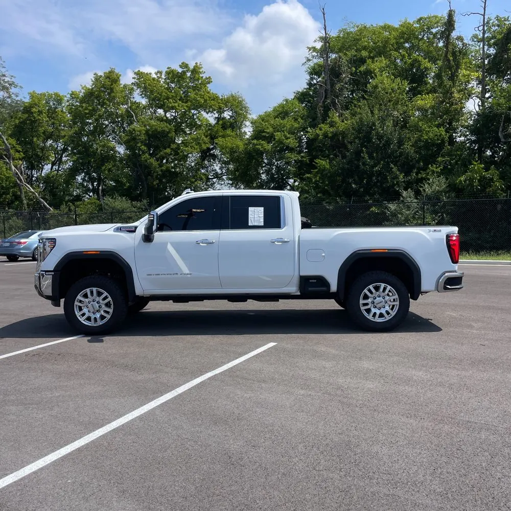 2024 GMC Sierra 2500HD SLT