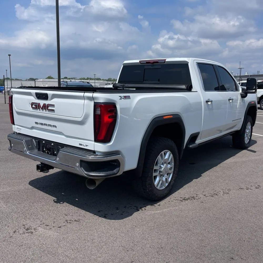 2024 GMC Sierra 2500HD SLT