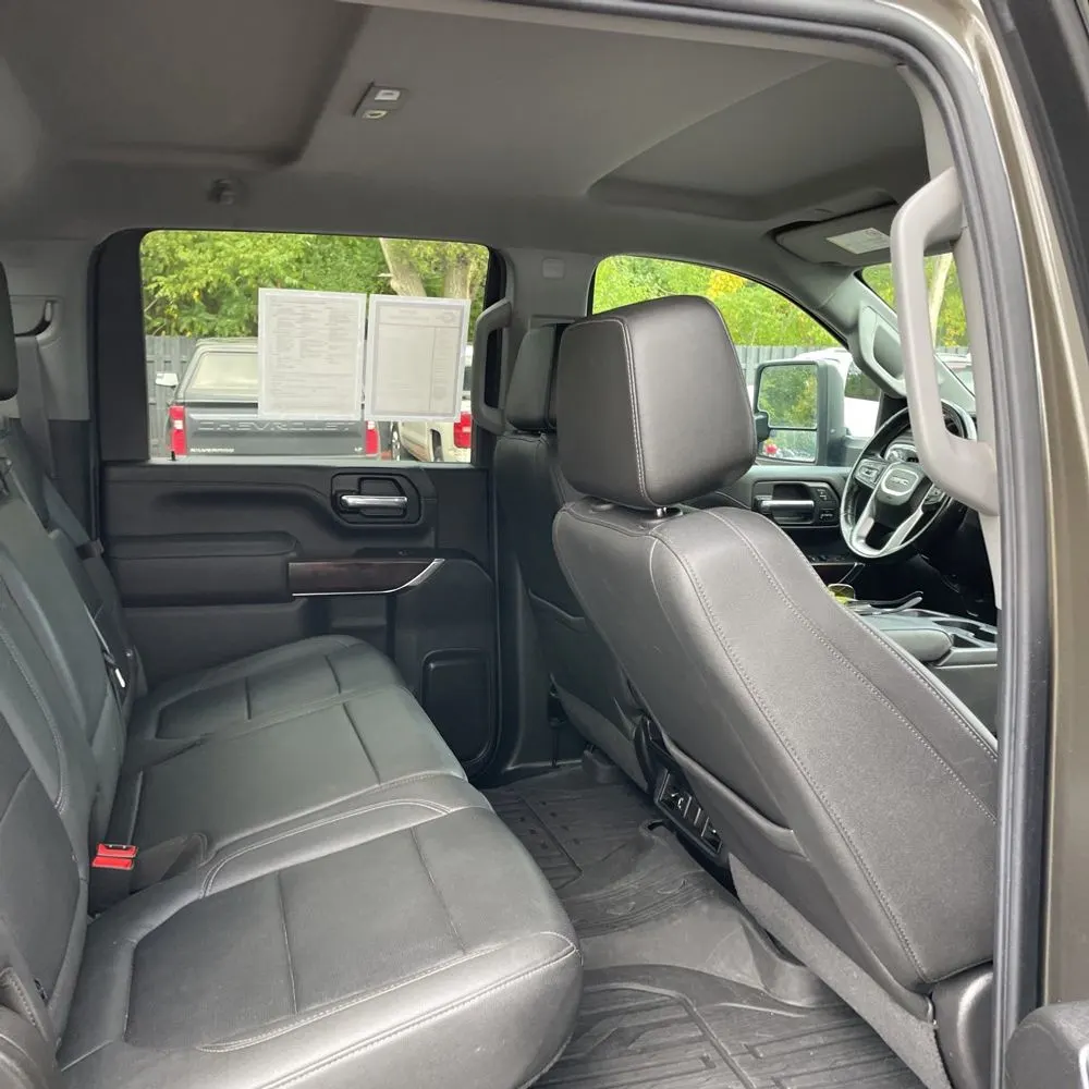 2023 GMC Sierra 2500HD SLT