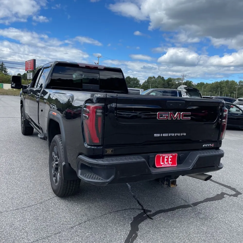 2024 GMC Sierra 2500HD AT4