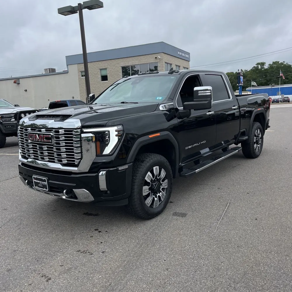 2024 GMC Sierra 2500HD Denali