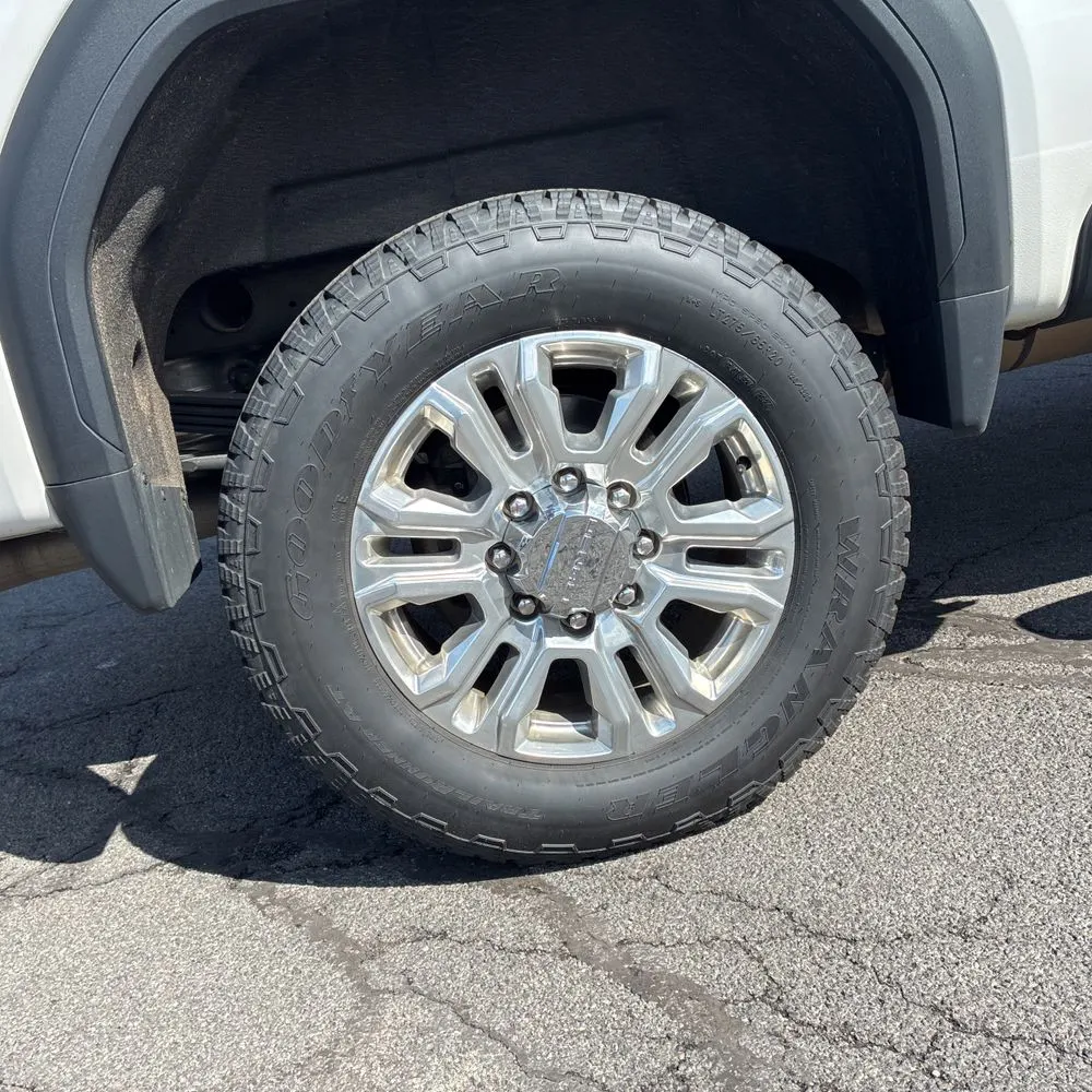 2023 GMC Sierra 2500HD Denali