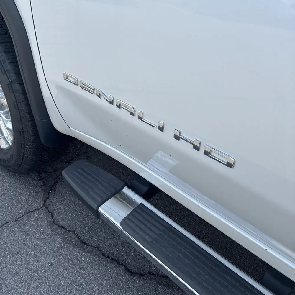 2023 GMC Sierra 2500HD Denali