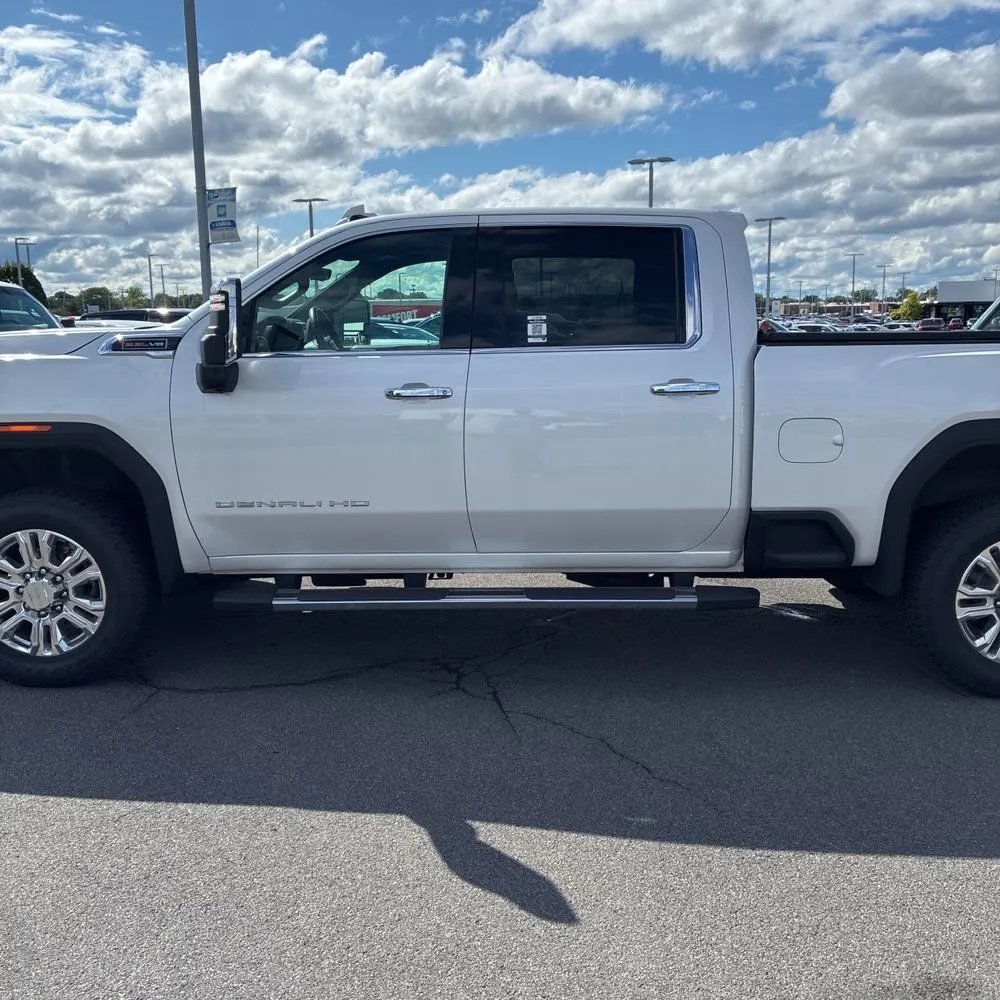2023 GMC Sierra 2500HD Denali