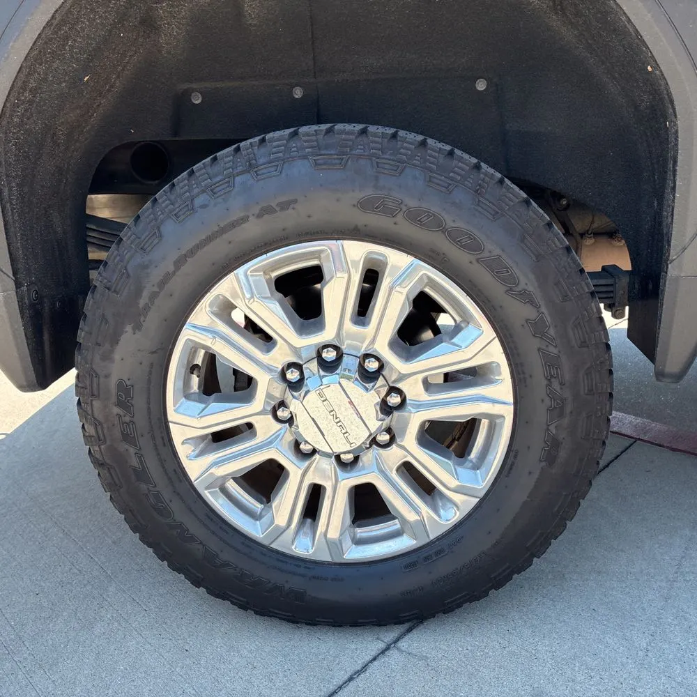 2023 GMC Sierra 2500HD Denali
