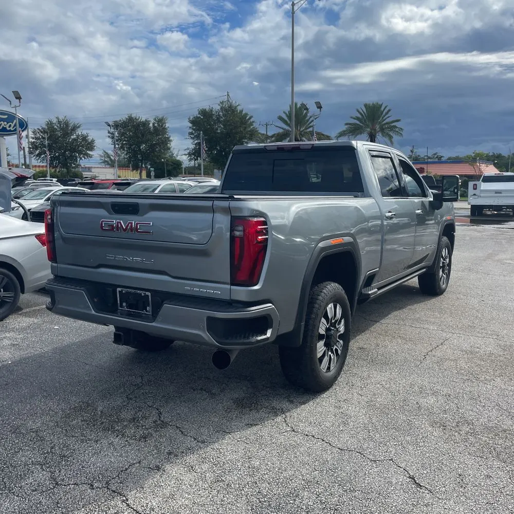2024 GMC Sierra 2500HD Denali