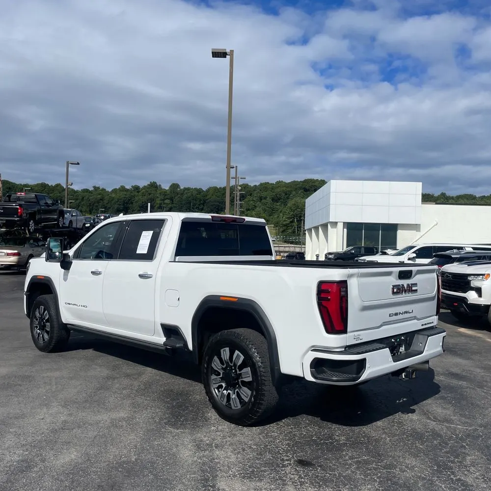 2024 GMC Sierra 2500HD Denali