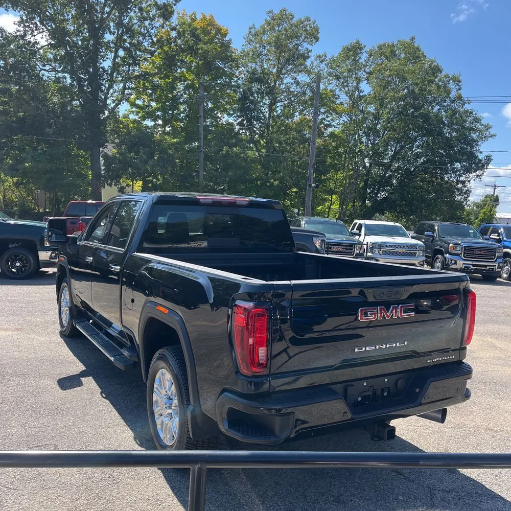 2023 GMC Sierra 2500 Denali
