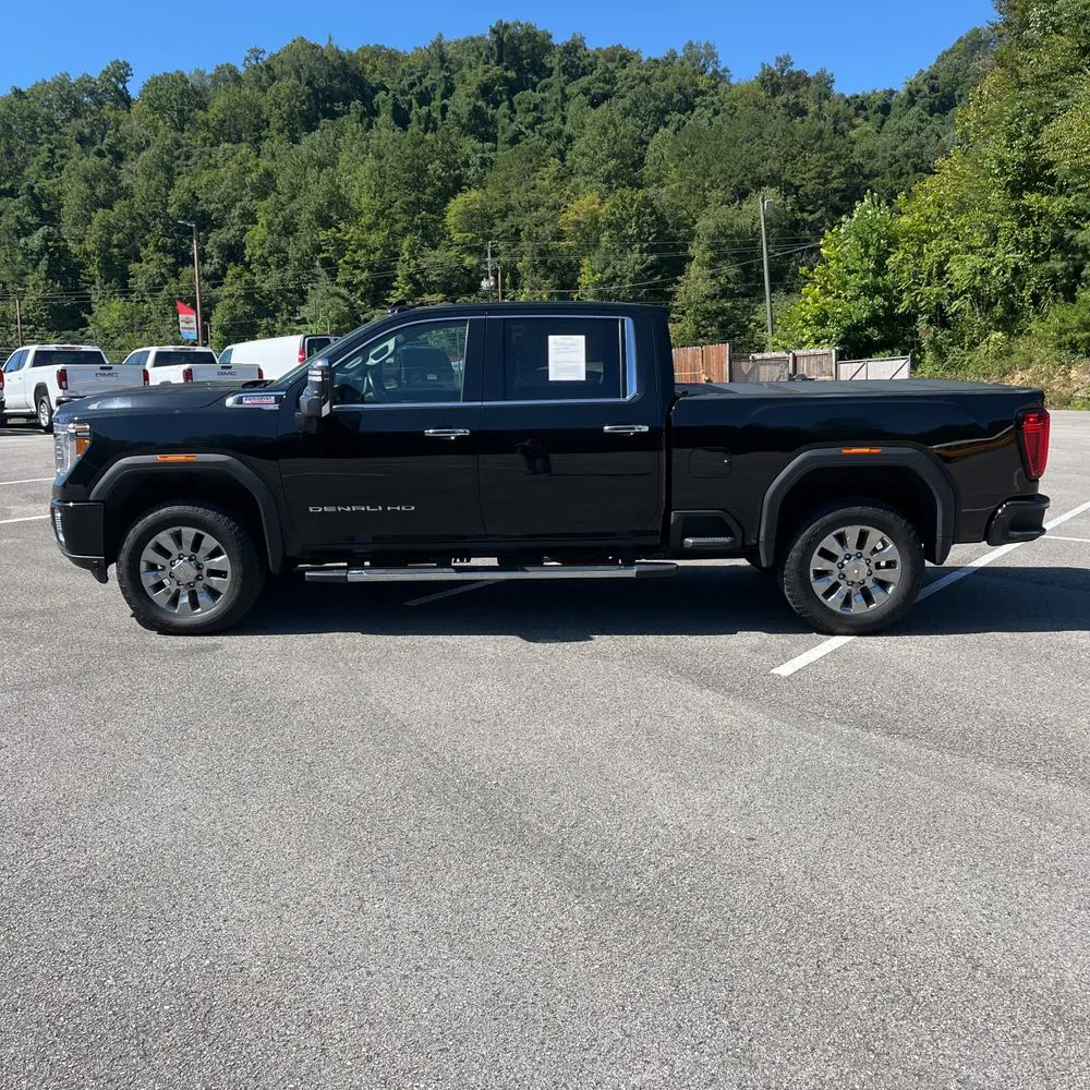 2023 GMC Sierra 2500 Denali