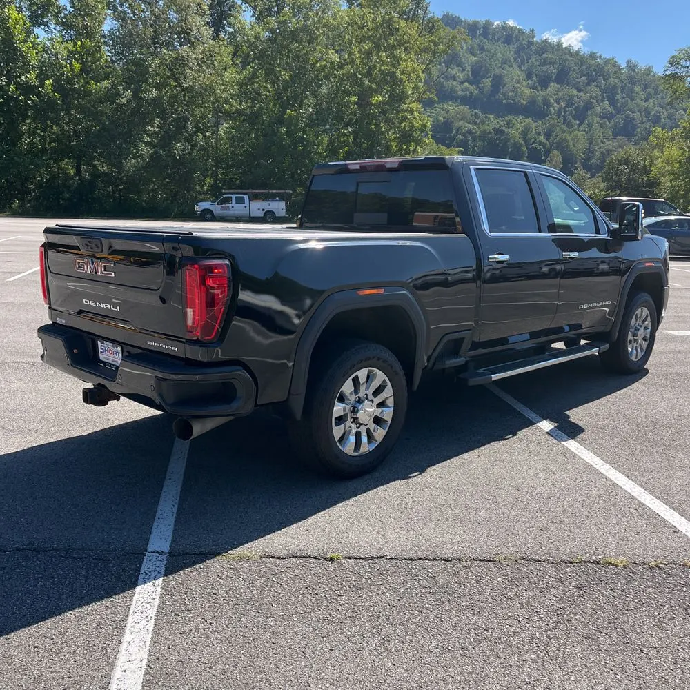 2023 GMC Sierra 2500 Denali