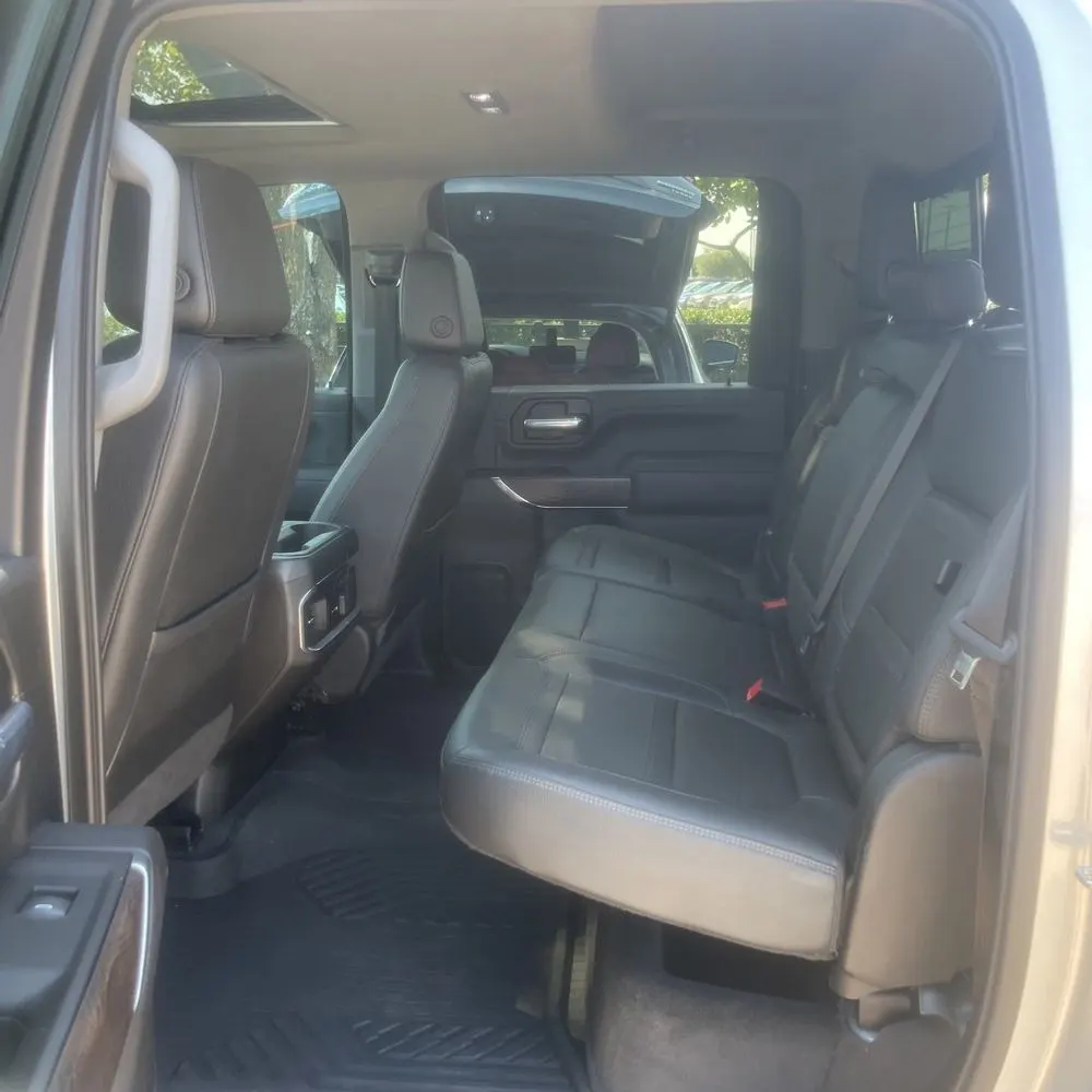 2023 GMC Sierra 2500HD Denali