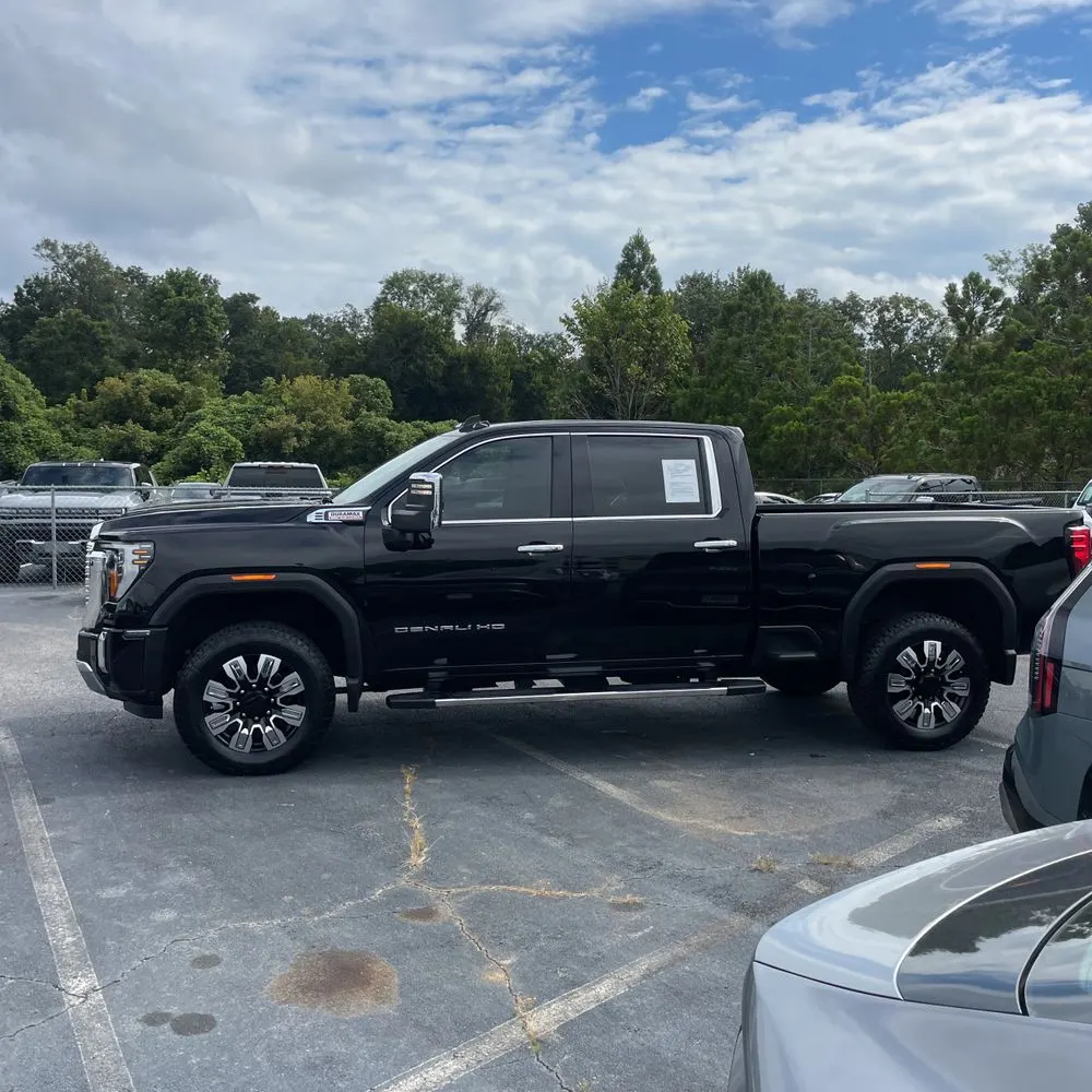2024 GMC Sierra 2500 Denali