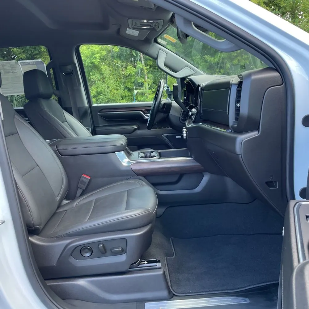 2024 GMC Sierra 3500 SLT
