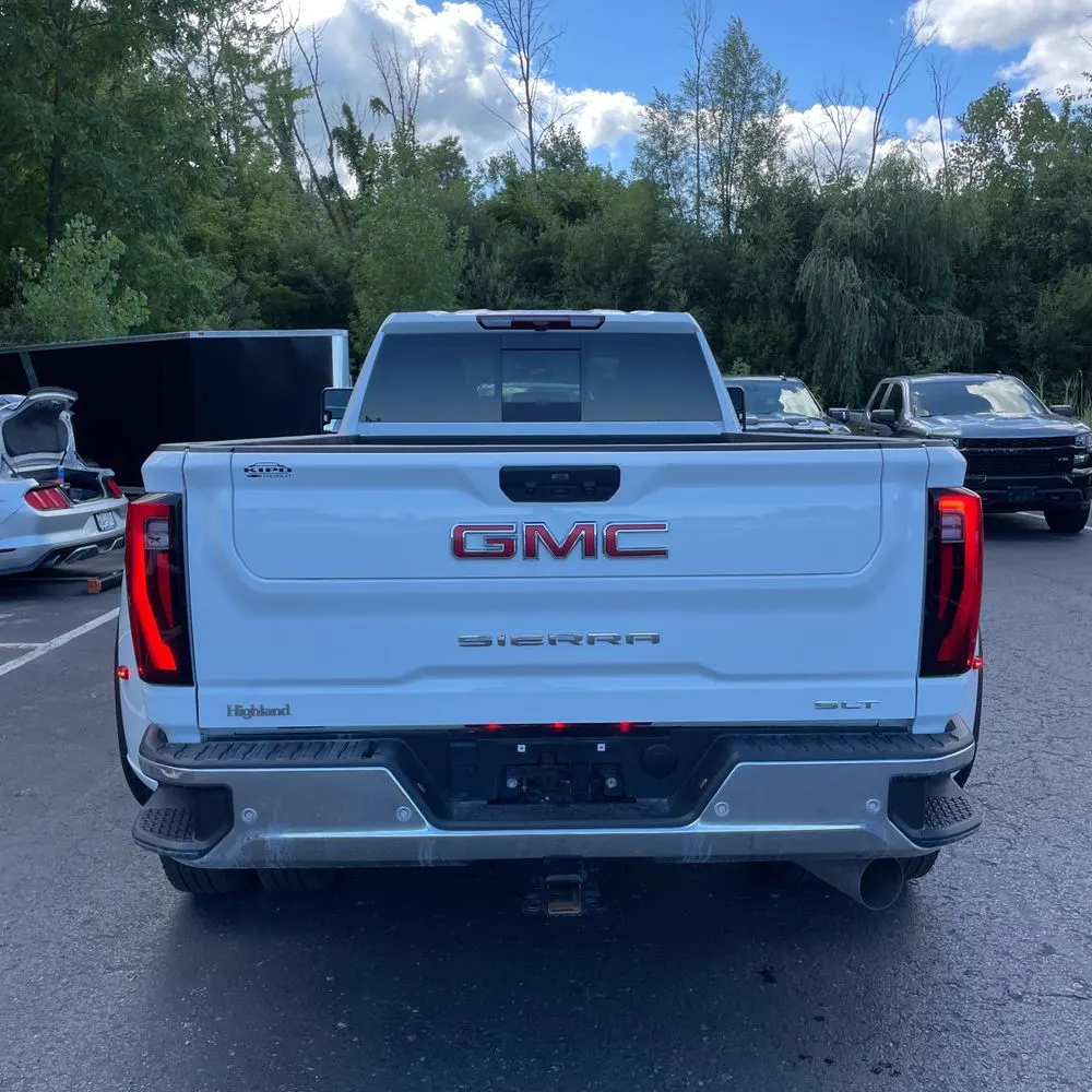 2024 GMC Sierra 3500 SLT