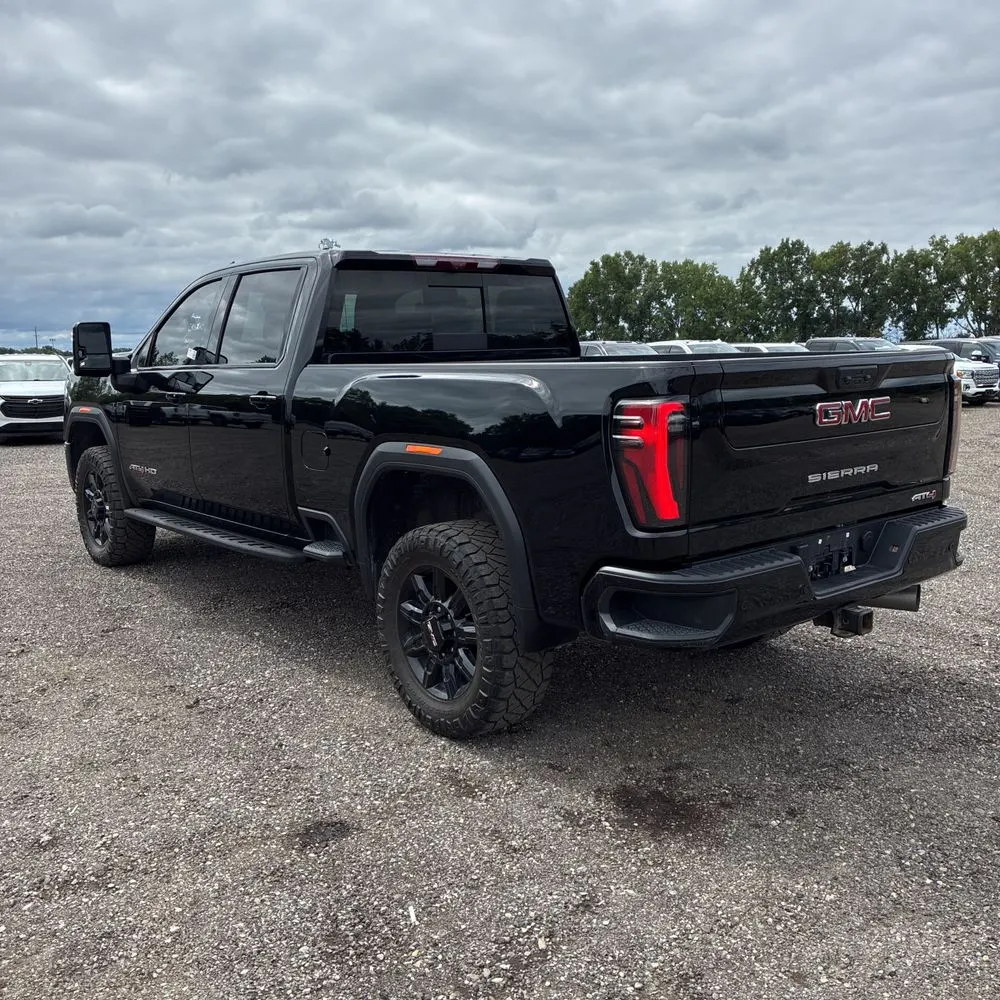 2024 GMC Sierra 3500 AT4