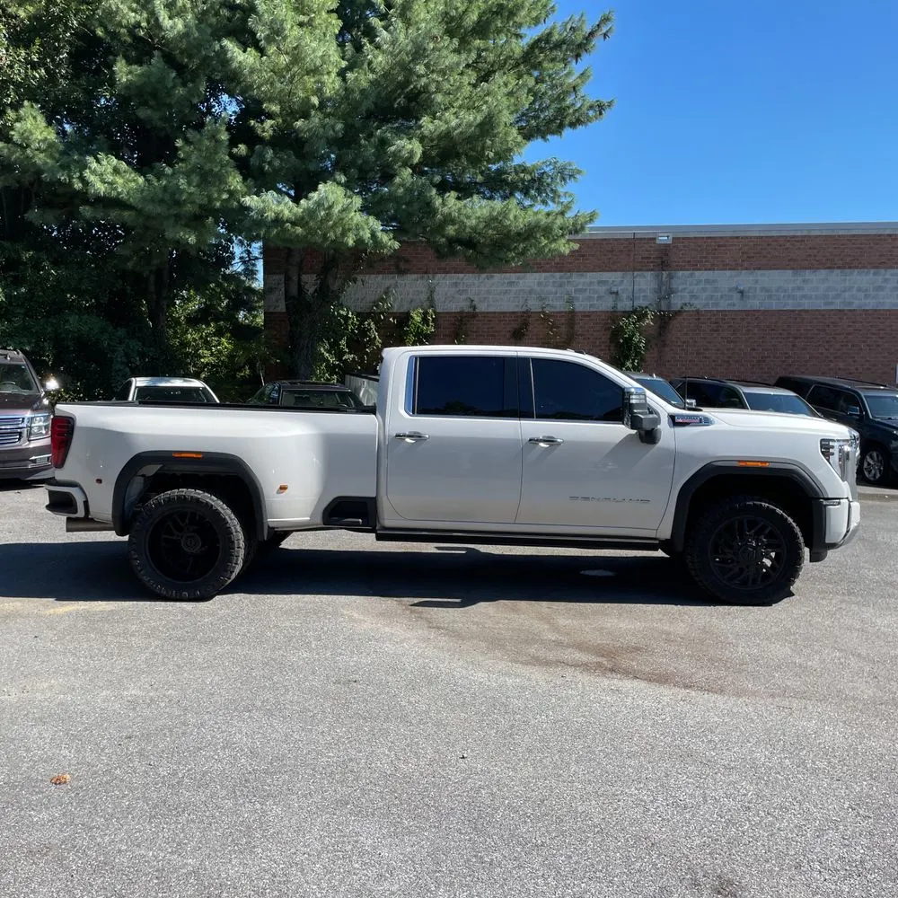2024 GMC Sierra 3500HD Denali