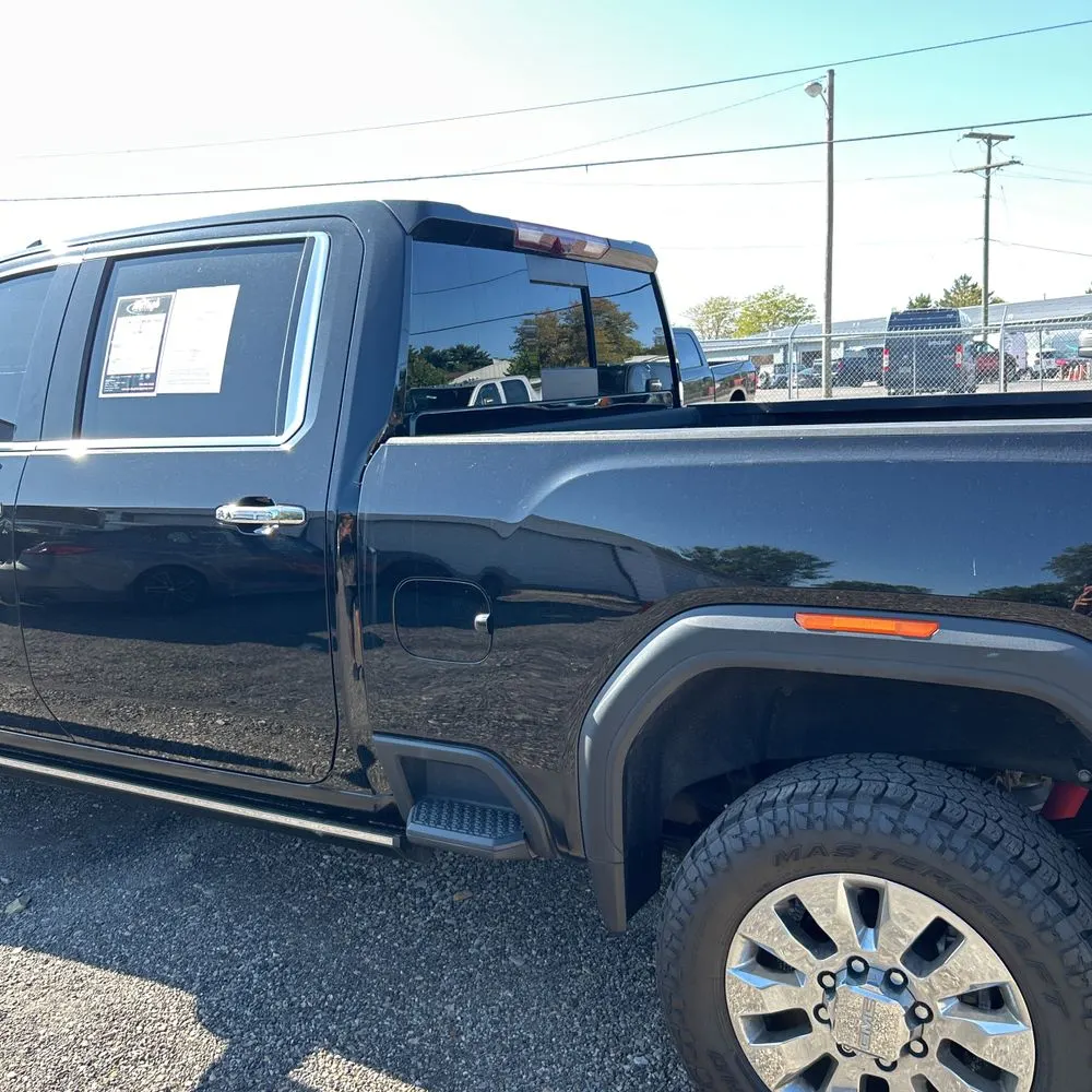 2023 GMC Sierra 3500HD Denali
