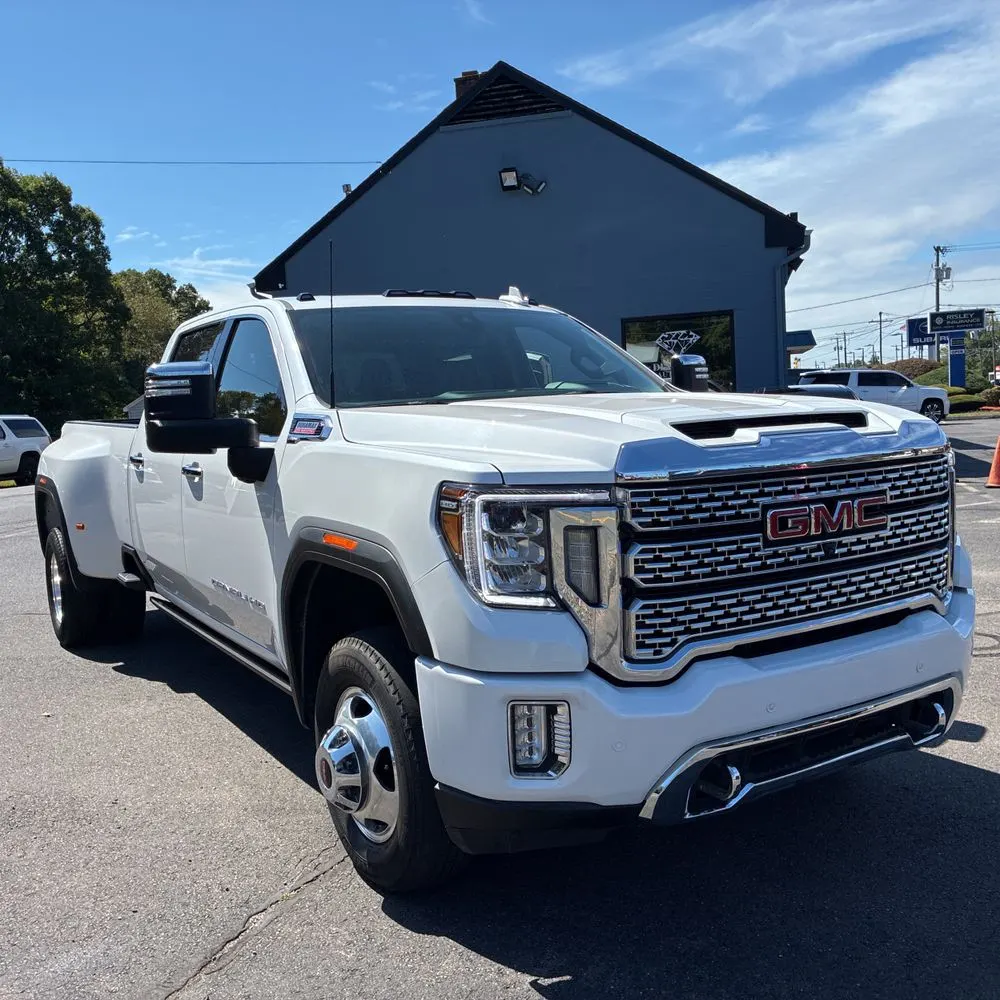 2023 GMC Sierra 3500HD Denali