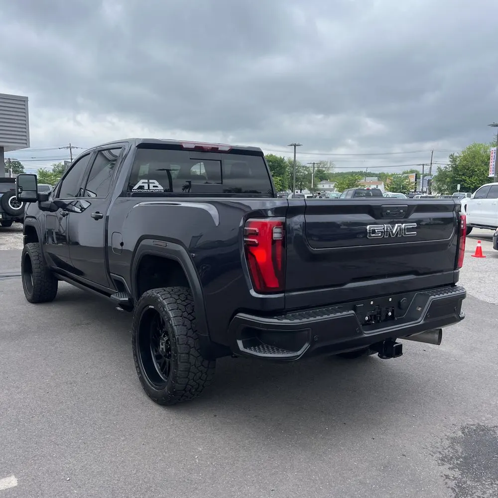 2024 GMC Sierra 3500HD Denali Ultimate